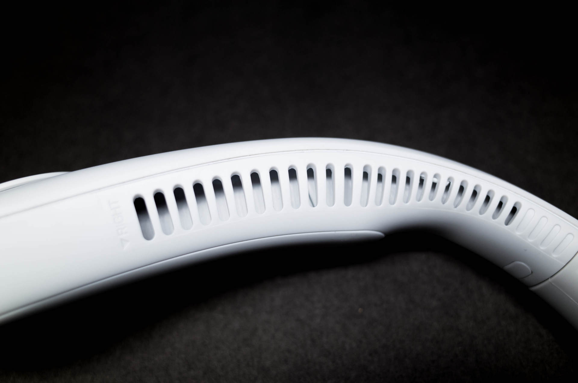 解放双手痛快玩：几素挂脖风扇