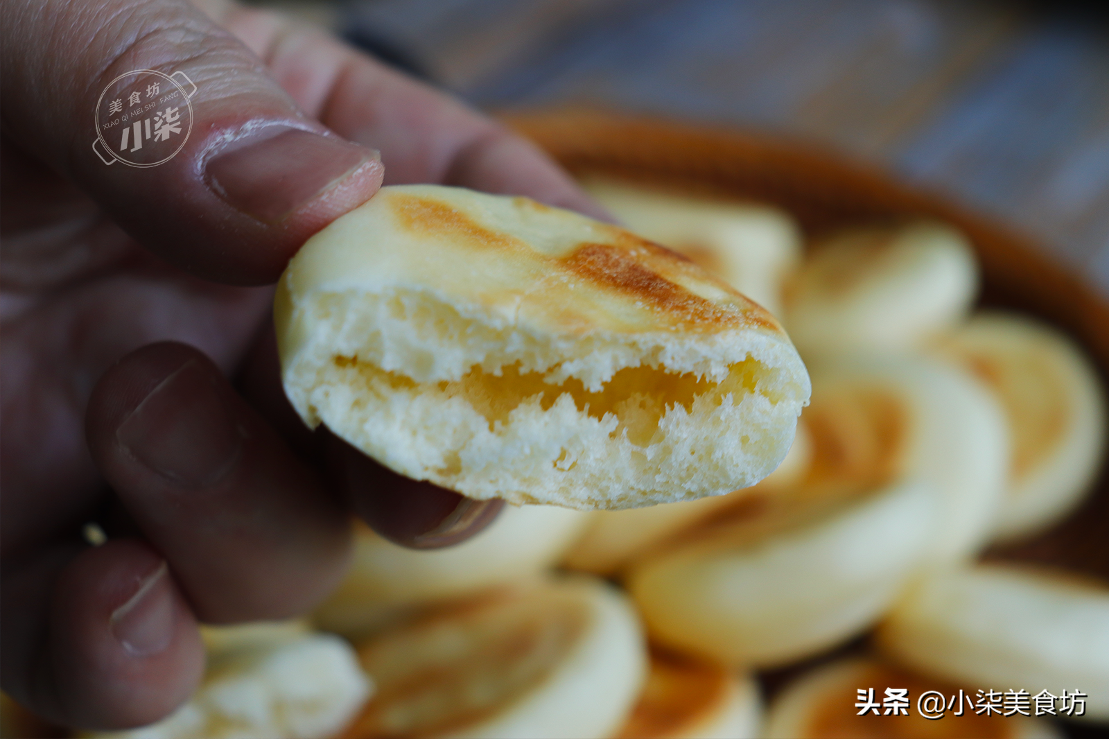 牛奶小餅這種做法火了，不加水不加油，好吃營養易消化，太香了