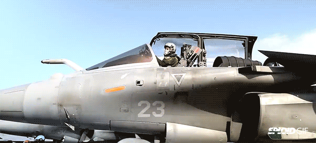 威武霸气的山东舰，为何排名比不上约翰牛漏水