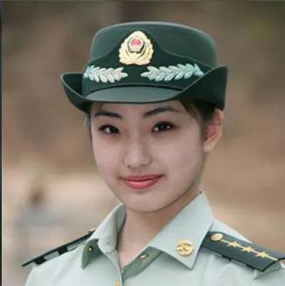 图片详解：建国以来，人民解放军经历的15次军服变迁发展历程