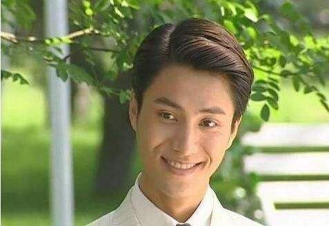 《金粉世家》过去17年了，有人因出轨声名俱下，有人则因意外去世