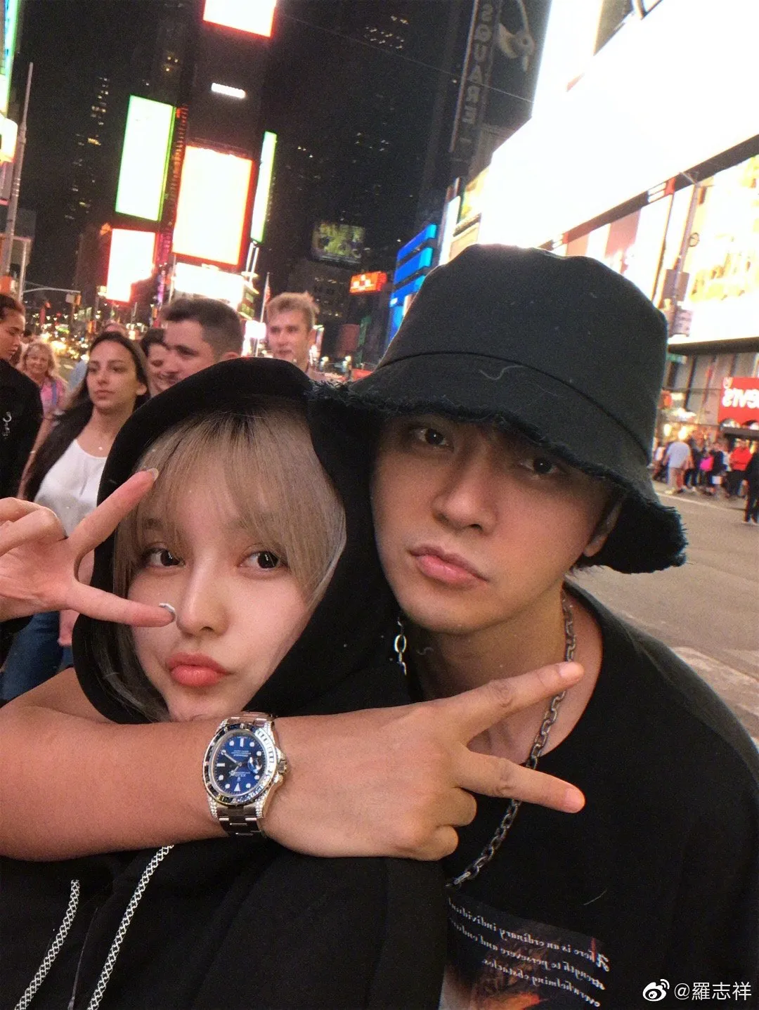 罗志祥：我的身体，出了轨，我的文字，还爱她