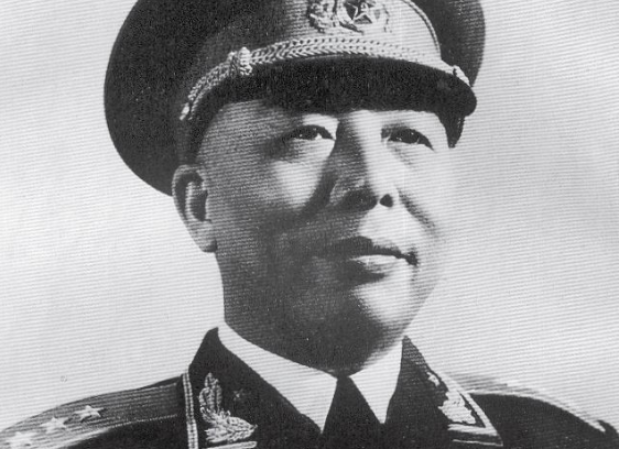 上海女老板幫助一落魄男青年，20載后再相遇，對(duì)方已成部隊(duì)司令