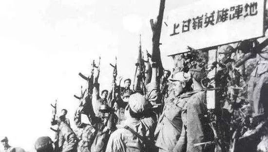 "Chinese here! " souvenir, it is for better before row