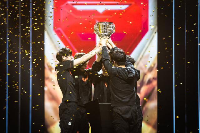 Perkz：LPL被严重高估了，Knight就是一个笑话