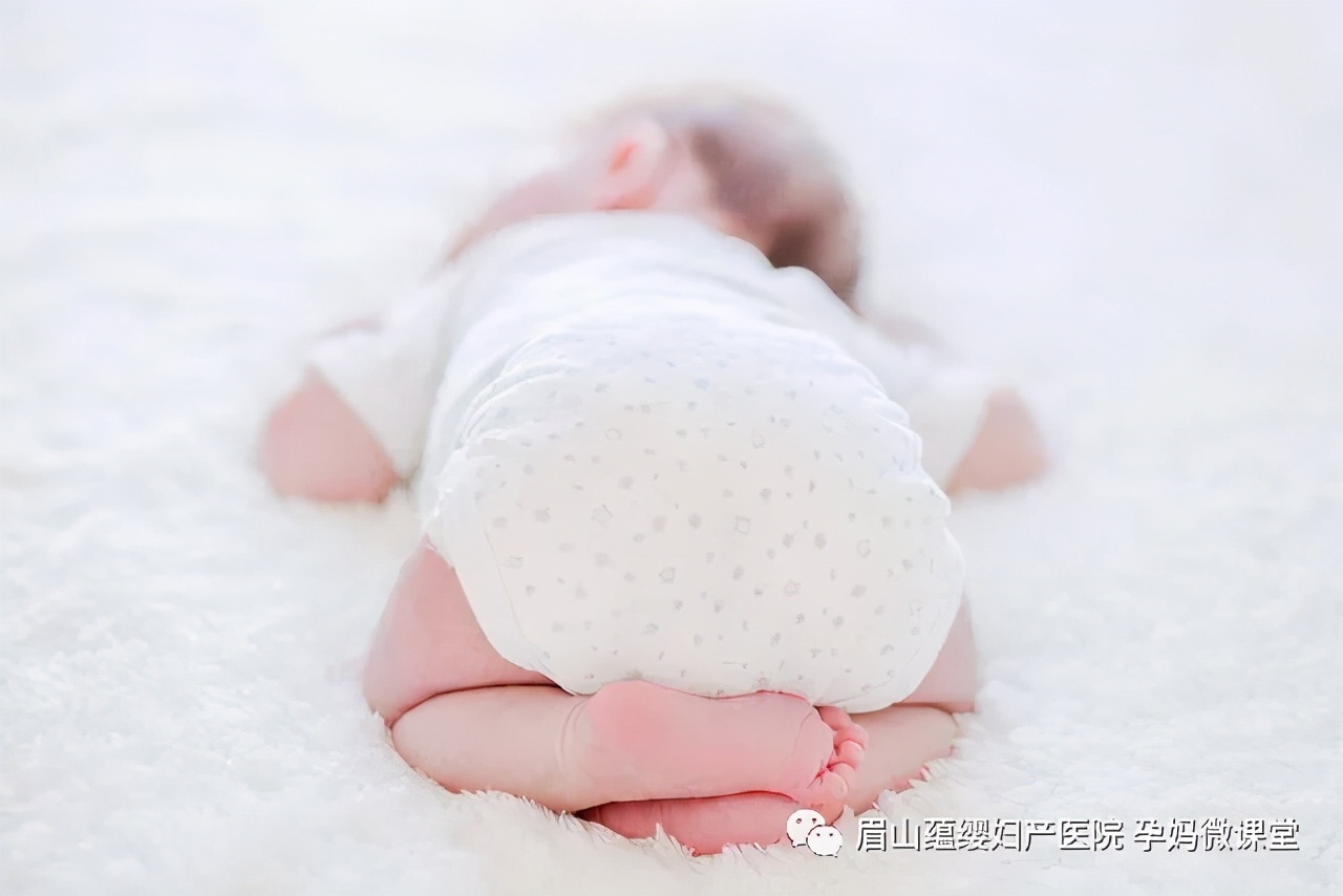 初乳有毒，不能讓寶寶喝？你可閉嘴吧
