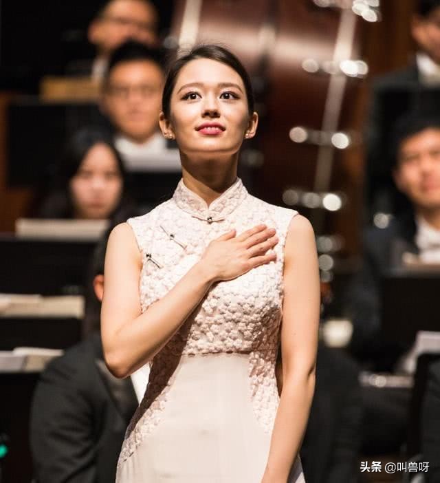 唯一用中国人名字命名的跑车,娶小12岁的妻子,