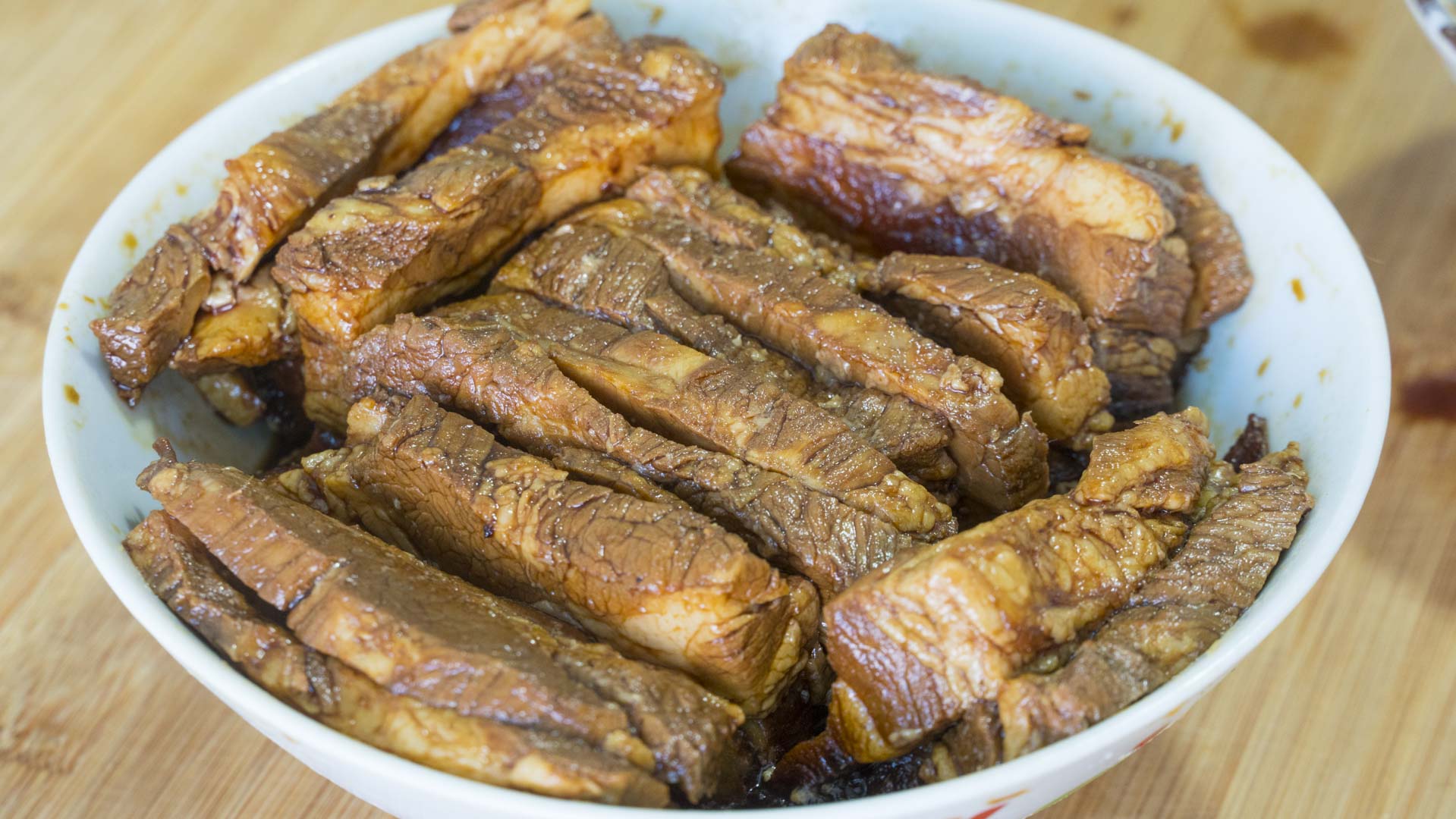 梅菜扣肉這麼做才能肥而不膩，軟爛醇香，原來訣竅這麼簡單，收藏