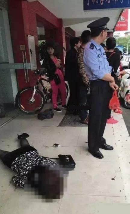 贵州小区多只狗狗被毒死，这是什么毒药？有多毒？曾有人用来杀人