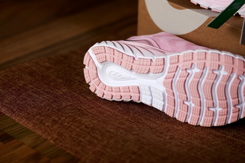 我的跑步装备 咕咚10K悦弹跑鞋