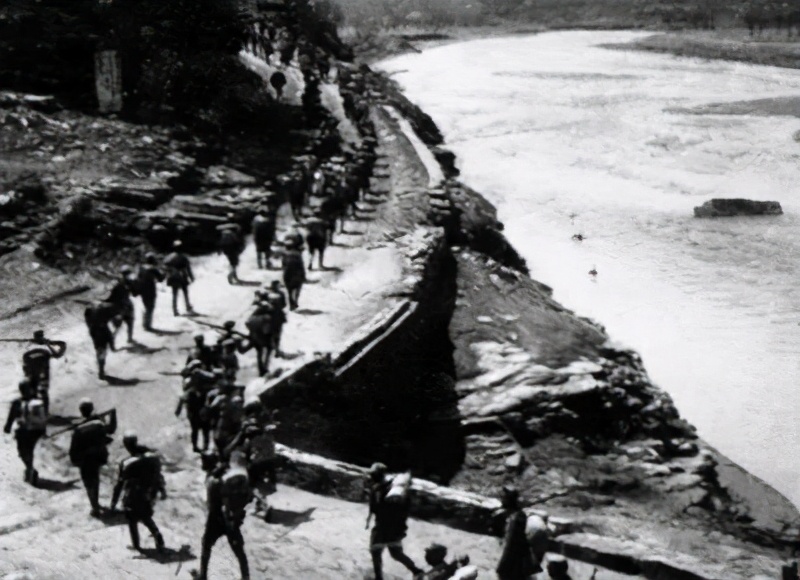 抗日战争中日寇侵占山西与河南后，为什么没有