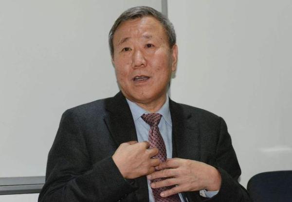 父亲得知要出事，把一块价值40亿的地留给子女，