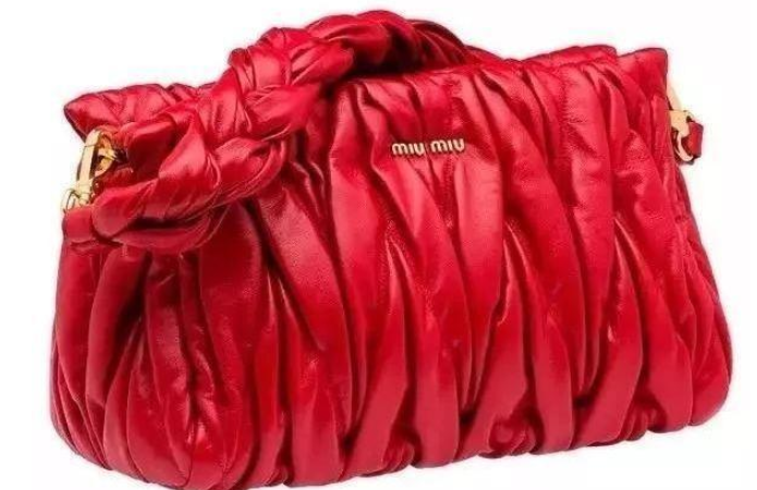 包神日记丨脑子秀逗了吗？我怎么会买这些包？