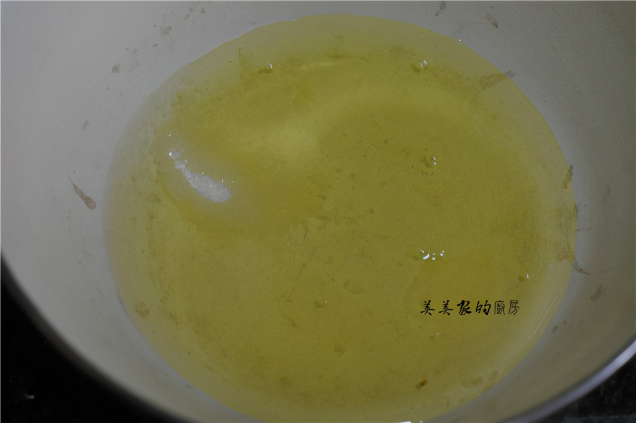 做蛋糕，我從不用麵粉，這樣做，隨意攪拌不起筋，好吃不長肉