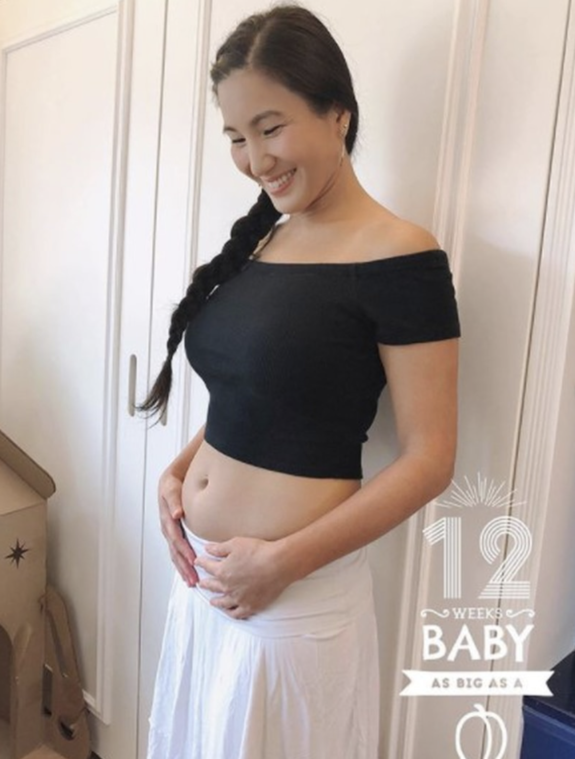 郑佩佩42岁女儿原子鏸宣布怀孕，首胎怀男孩，笑称母亲不盼抱孙