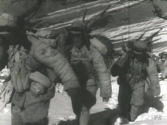 长征时朱德向格达活佛做出一承诺，15年后兑现，