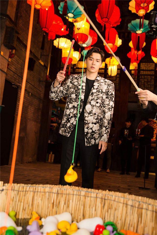 Li Yifeng | And those who stand year, set out from the heart, 