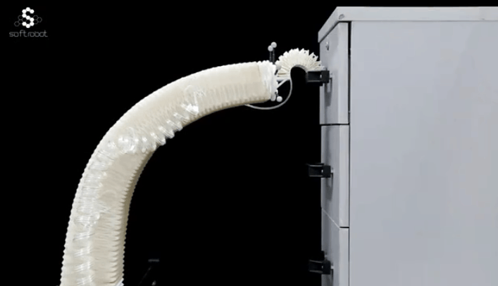 中科大打造“象鼻”机器人，开门、擦玻璃、给女朋友拧瓶盖的那种