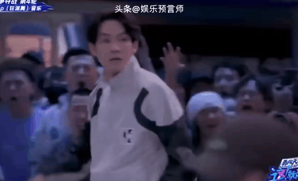 王一博张艺兴舞技受大神认可，王嘉尔编舞略输一筹，钟汉良来救场