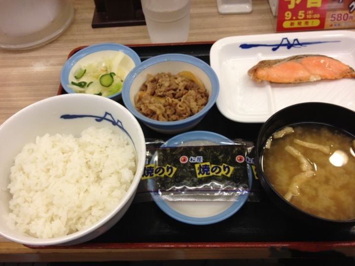 日本普通家庭的一日三餐，看完终于明白：日本没胖子是有原因的