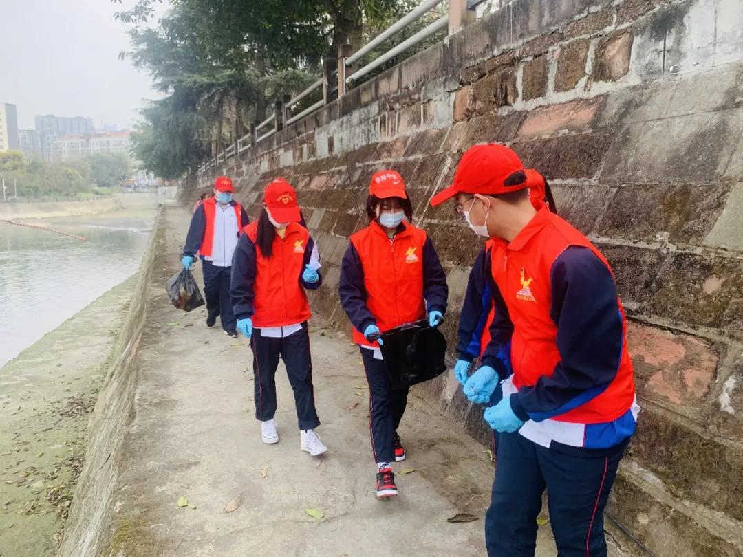 「华中学子志愿服务」|学雷锋 爱绽放