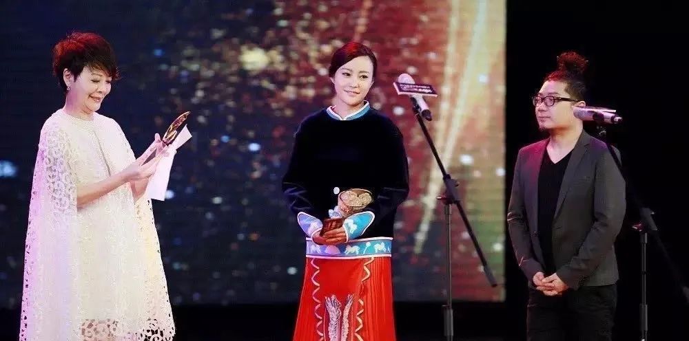 “文艺女神”郝蕾新片深度解析中国式母女，戳