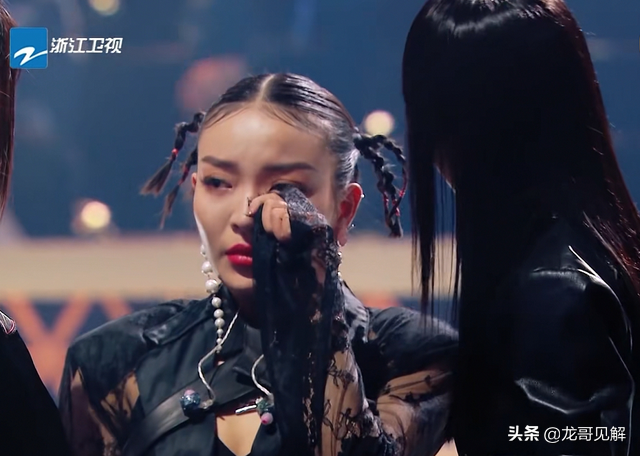 Deepness is analytic VAVA Vs Ding Taisheng, is the distress that is culture still the fall of viewpoint of value? 