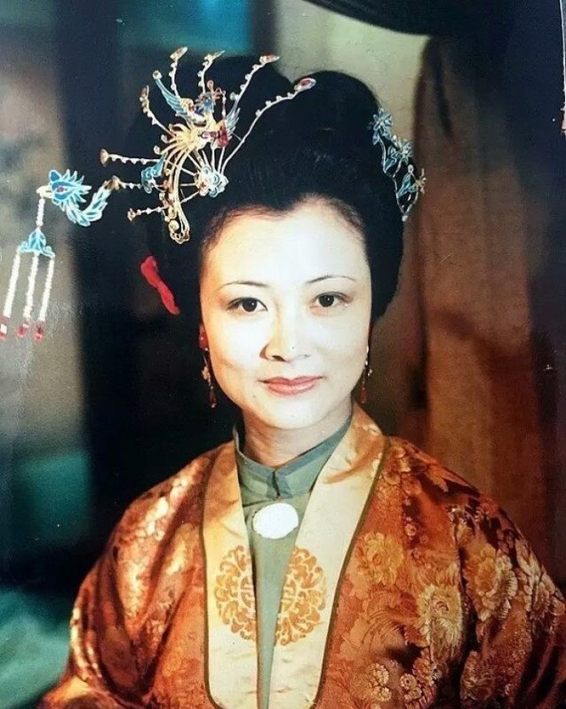 邢夫人到底是一个什么样的人？王熙凤给出了答案