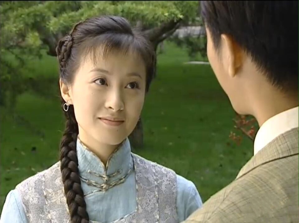 “可云”徐露：巅峰期退隐，嫁大7岁男友，46岁