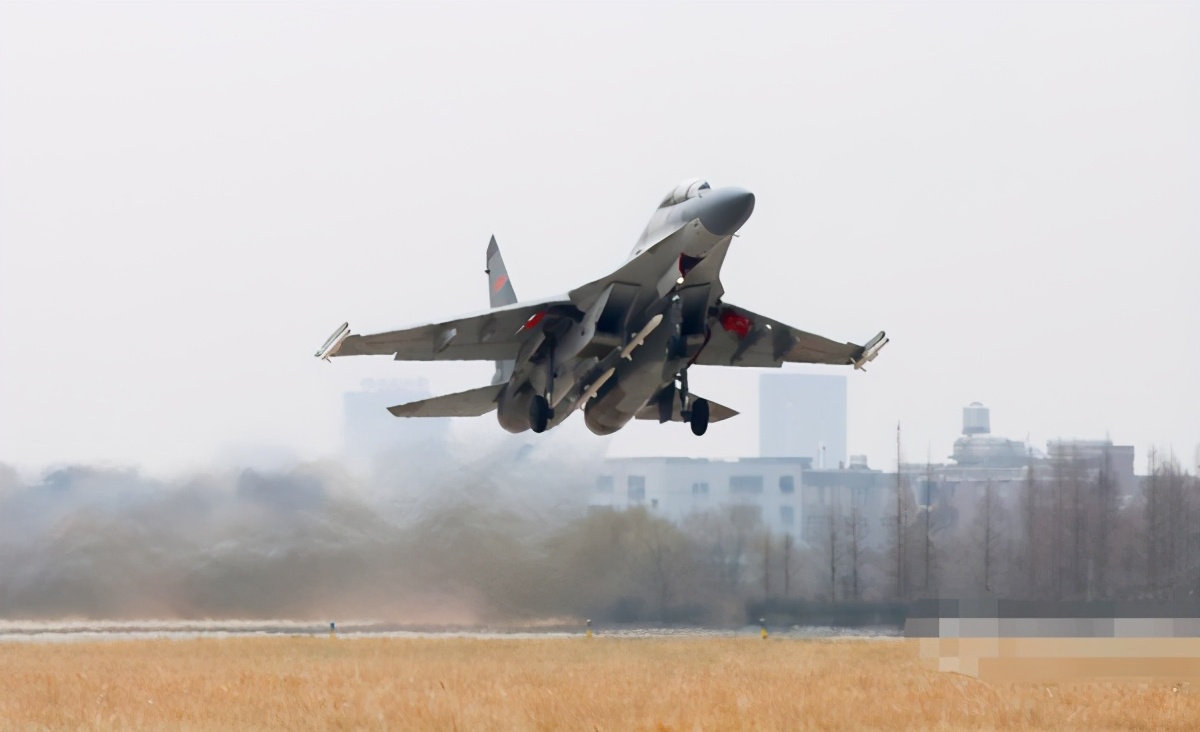 �й��վ�����ս�������գ�4ö����ɱ�����ڣ�̫�и������ɫ����