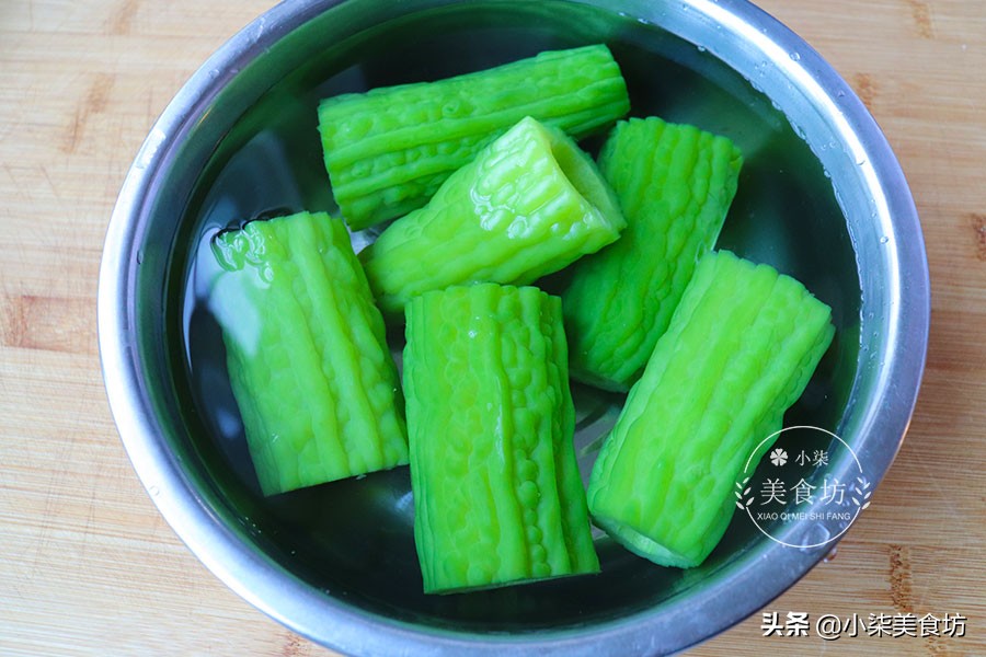 圖片[7]-苦瓜別再調(diào)著吃了 教你特色做法 解暑還減肥 吃完不用擔(dān)心長肉-起舞食譜網(wǎng)