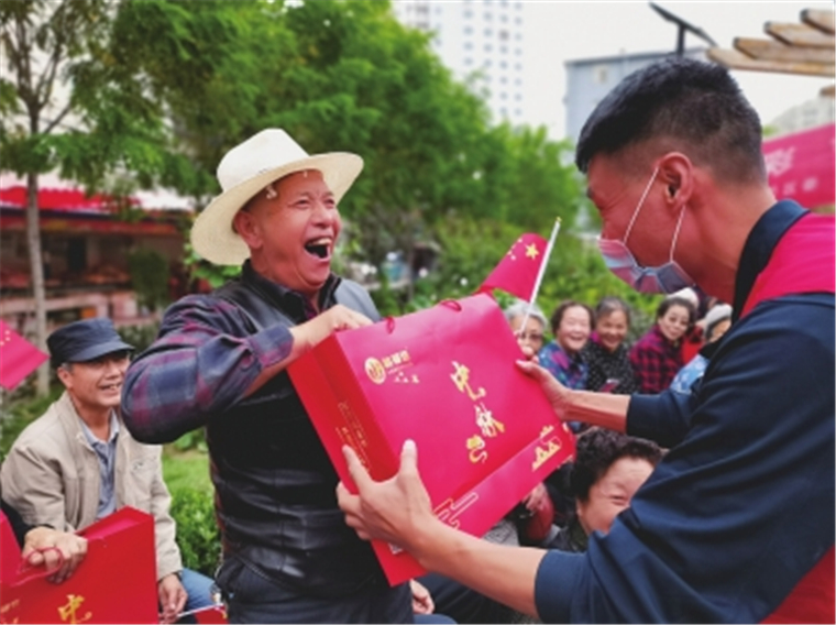 兰州：中秋近 佳节氛围渐浓