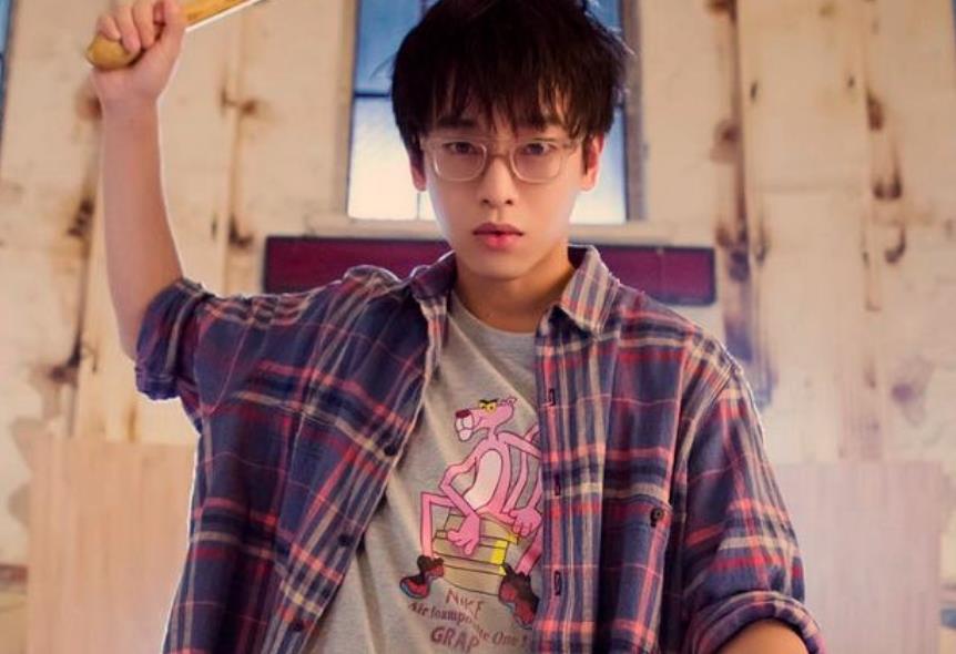 彭昱畅被嘲邋遢？综艺节目中多次被催去洗澡，