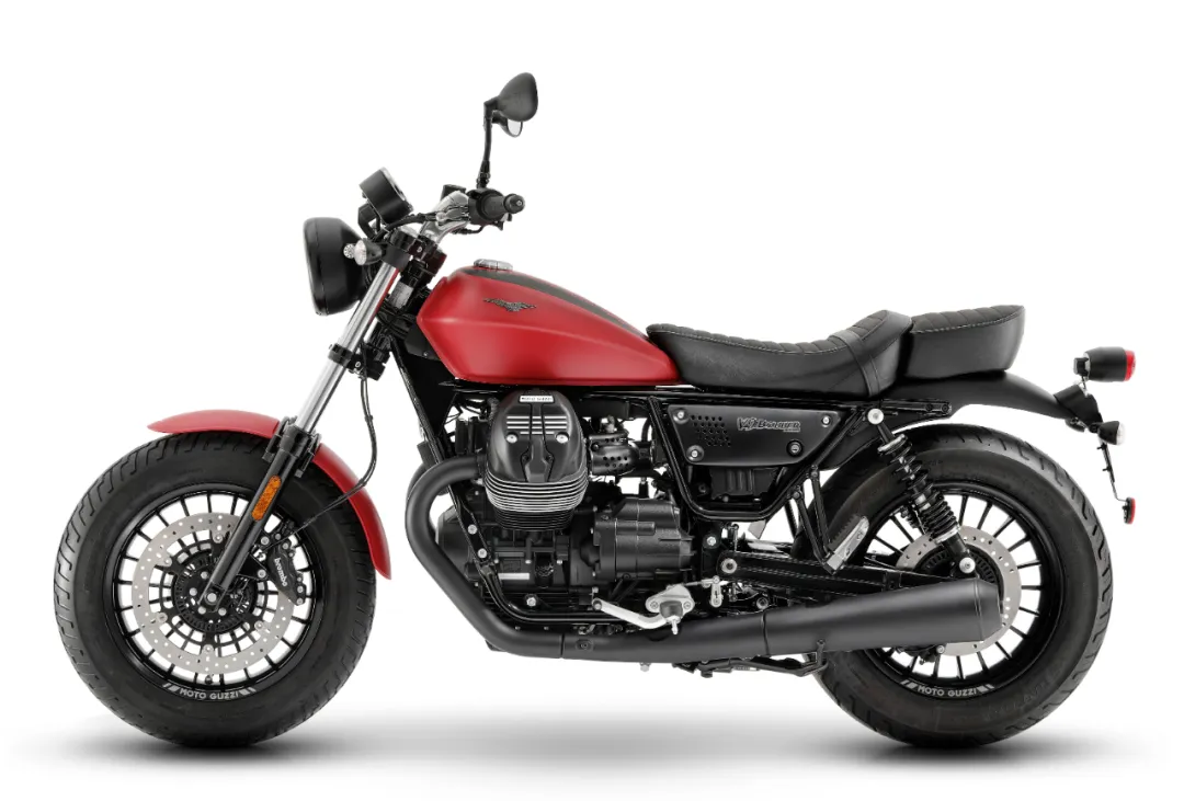 Moto Guzzi V9 Bobbe尚新发售！见到姓名是不是还和某奢侈品包包分不清楚