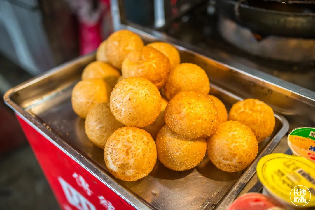 长沙最美劳动者纪实：摆摊商贩高温下的坚守