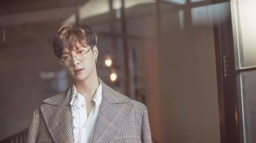 一个选择“极限挑战”，一个选择“跑男”，如