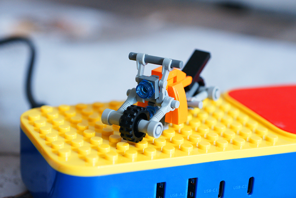 积木+充电新玩法，IDMIX桌面充电器有趣又实用