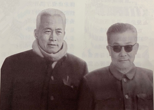 毛主席来到涿县，守城士兵大喊：没领导命令，毛主席来了也不开门