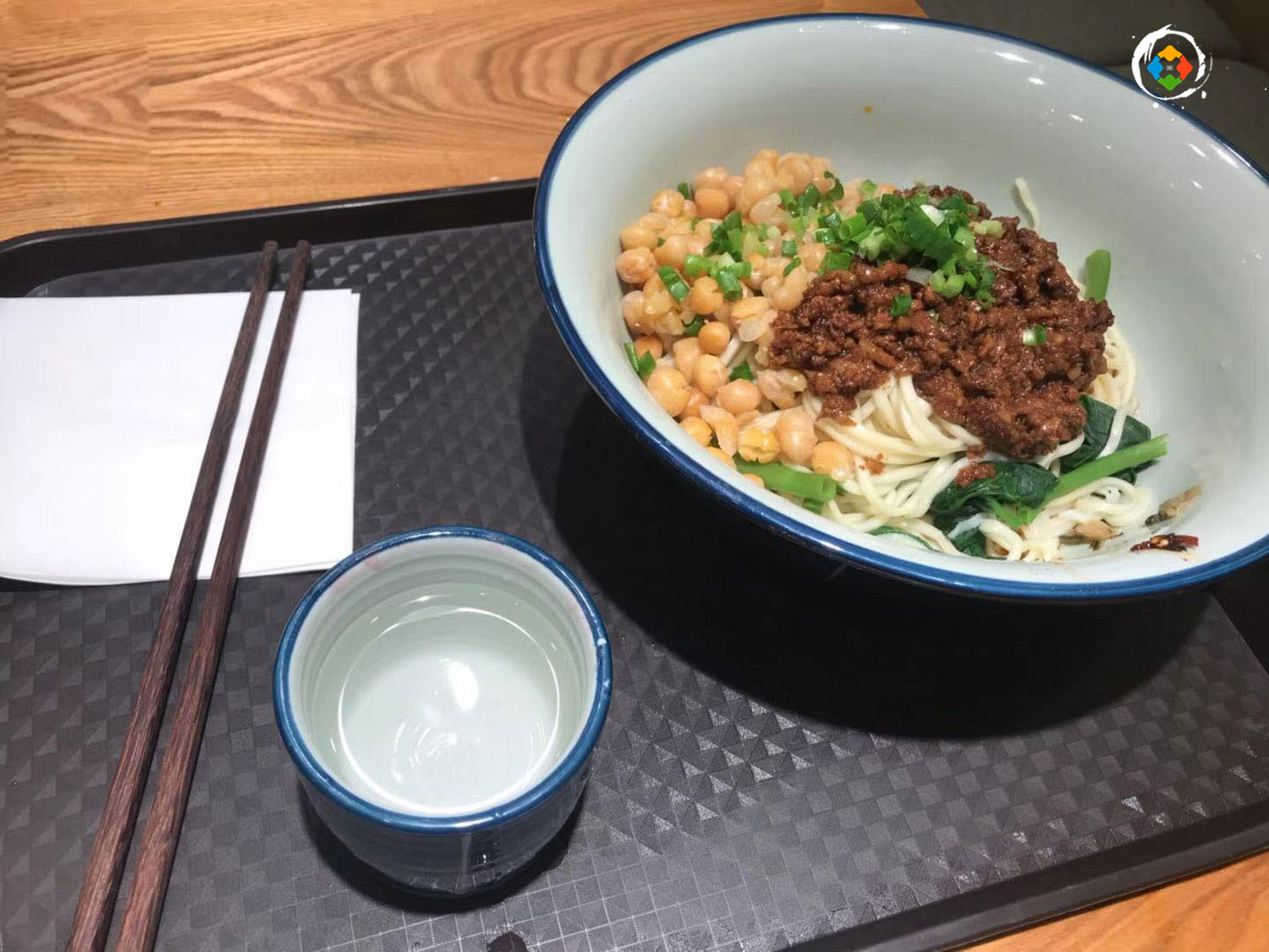 开启重庆人一天的小面，被带到全国各地，成为抚慰游子的良药