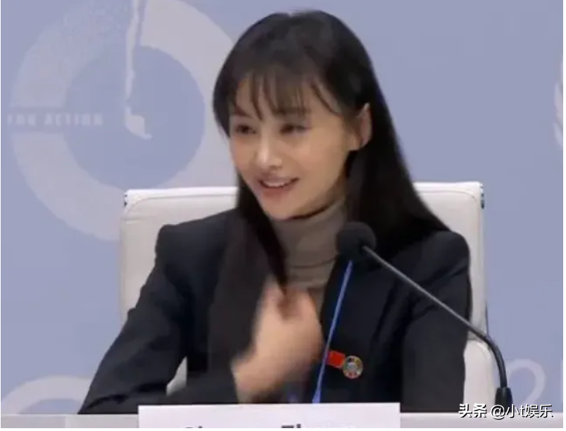 有种“整容”叫郑爽出席联合国，强制要求卸妆后，素颜美成楚雨荨