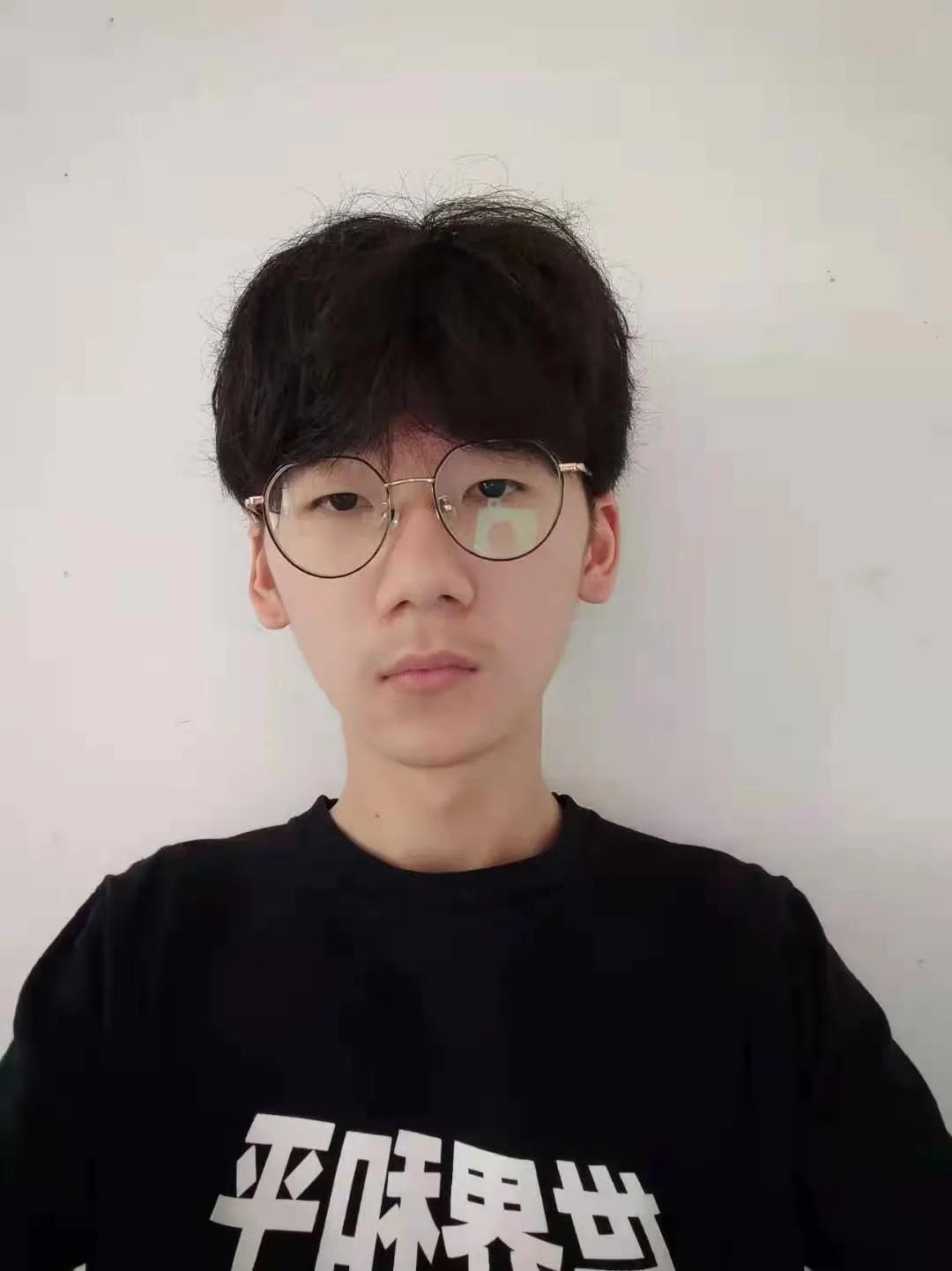 祝贺dhy80999尹仕颖同学2021高考中位居达州市文科第一名