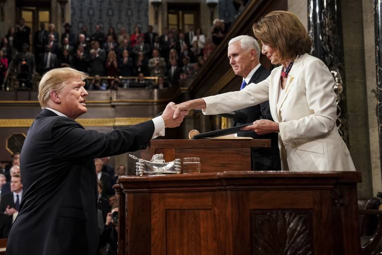 特朗普吃羟氯喹被佩洛西嘲讽：他年纪大又病态