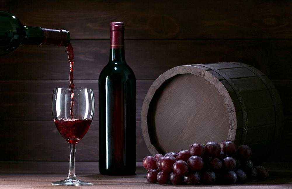 葡萄酒開瓶塞后喝不完，還能保存多久？聽酒廠師傅說完，漲知識了