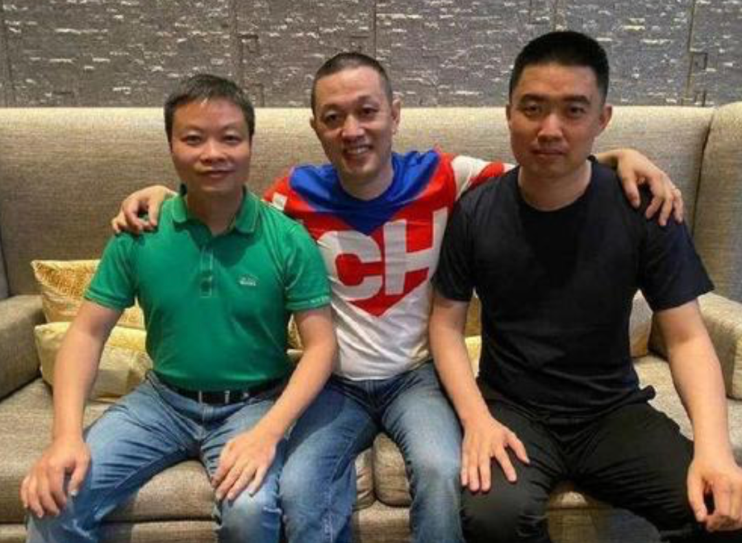 都在表扬蔚来、理想和小鹏，比特斯拉，其实还差得很远