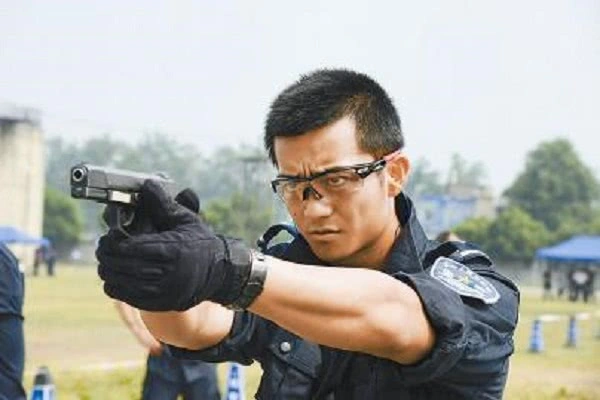 为什么老兵说，50米外想击毙敌人是痴人说梦，真