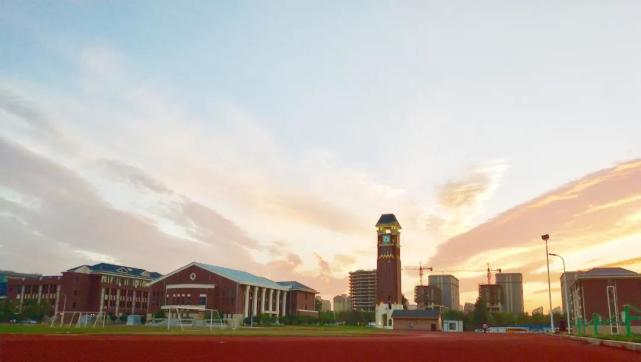 这所十五年一贯制国际学校，为什么能在小升初政策后如此吃香？