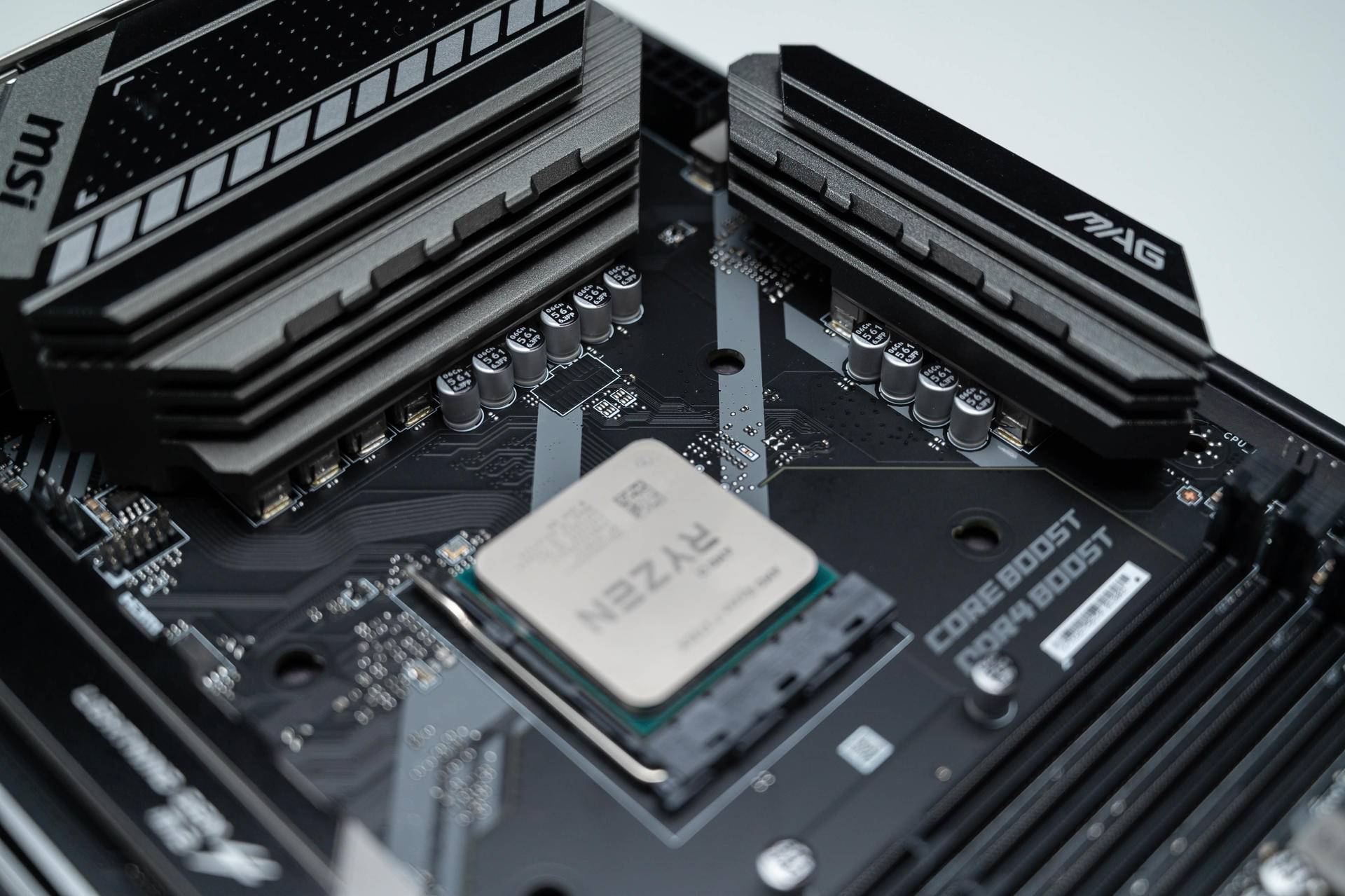 B550超强兼容性PCIe 4.0战未来这才是高性价比