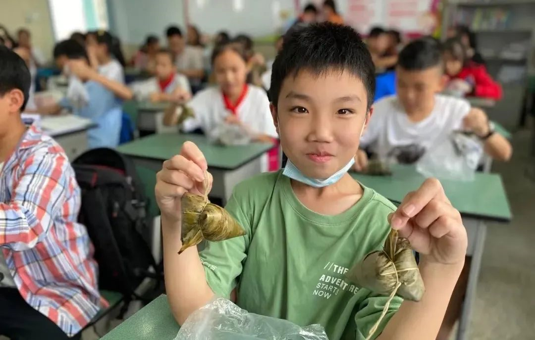 粽香话端午，共抒爱国情——成都市各学校端午节活动报道（一）