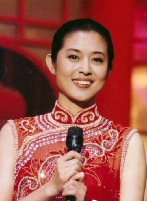 倪萍：一生5个男人，只有郭达和陈凯歌让她刻骨