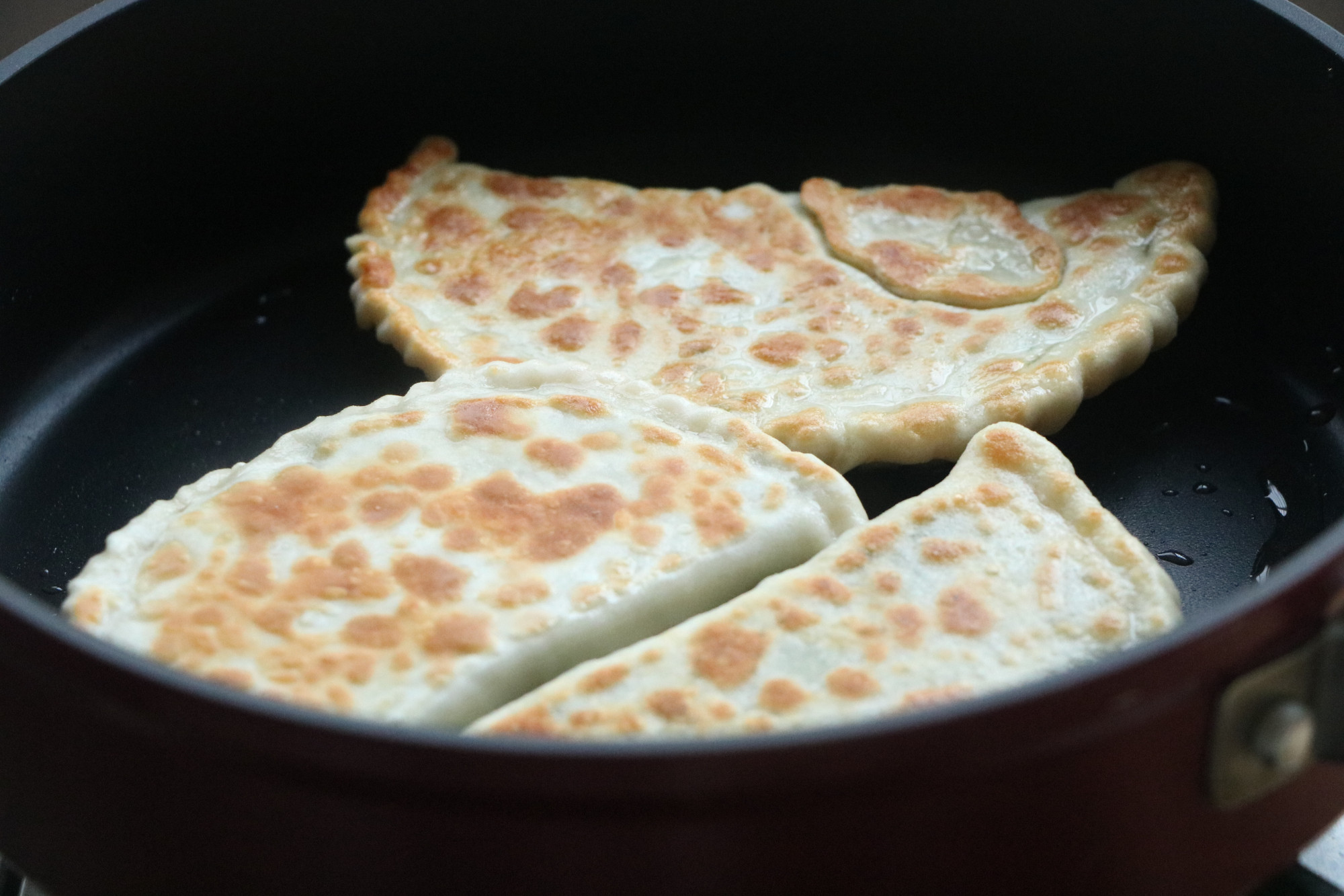 开学了，孩子最爱的早餐，皮薄馅儿大，一口气能吃2个，又鲜又香